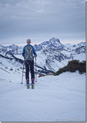 _DSF9909v1_ON1_Cloud