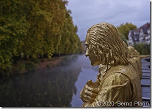 Friedrich Hölderlin als Skulptur von Ottmar Hörl